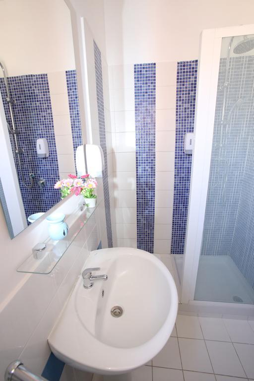 רומא Iris Room מראה חיצוני תמונה